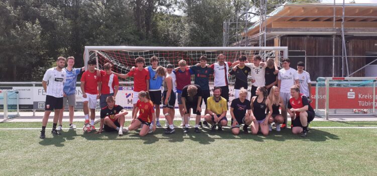 Schülerfortbildung „Fußball im Erwachsenenalter!“ – LEHRERTEAM UNGESCHLAGEN