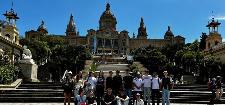 Zehntklässler auf Sprachreise in Barcelona Zehntklässler auf Sprachreise in Barcelona